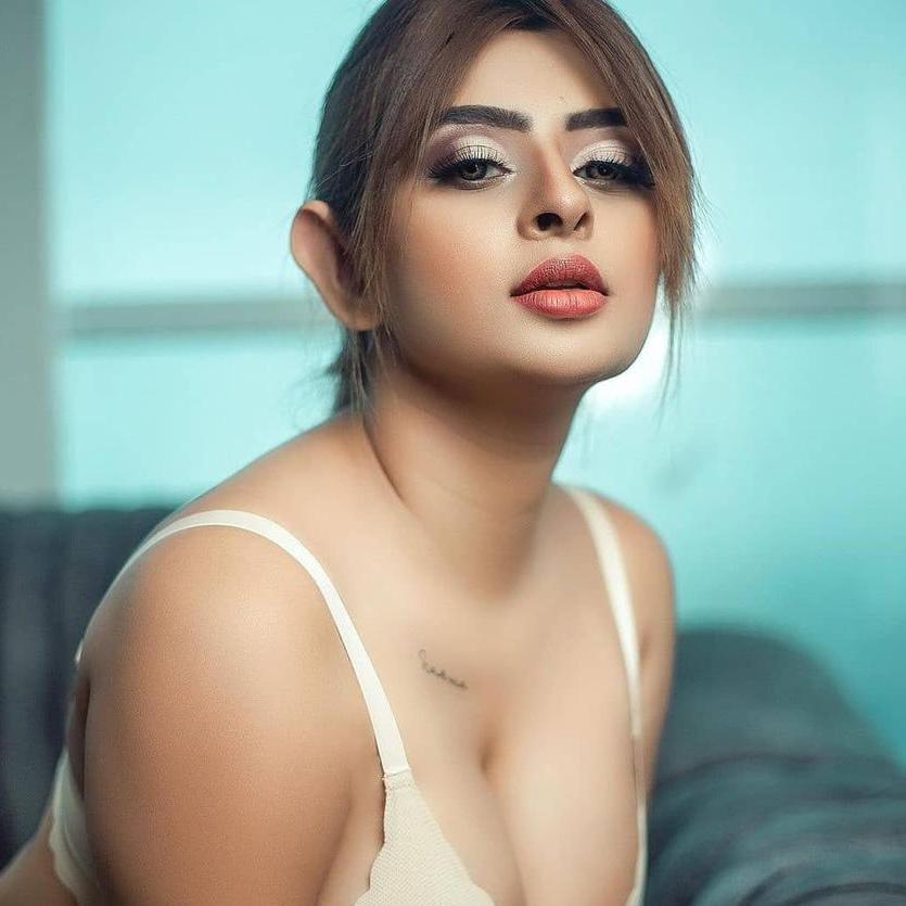Sonali  Chopra